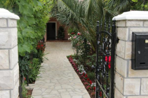 Отель Apartments Petani  Задар